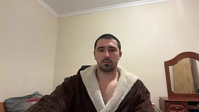 Snapshot of Hard_to_Obey chatting on January 15, 2026, 6:44 pm Hard to Obey online show from January 15, 2026, 6:44 pm