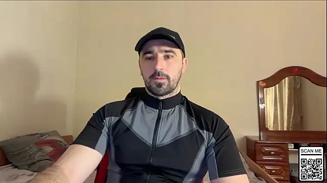 Snapshot of Hard_to_Obey chatting on February 25, 2026, 6:19 pm Hard to Obey online show from February 25, 2026, 6:19 pm