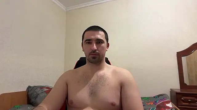 Snapshot of Hard_to_Obey chatting on January 12, 2026, 7:09 pm Hard to Obey online show from January 12, 2026, 7:09 pm