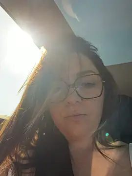 chloedlm5 online show from March 15, 2026, 11:28 am