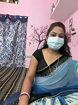 Snapshot of Latha1 chatting on February 26, 2026, 5:02 pm Latha1 online show from February 26, 2026, 5:02 pm