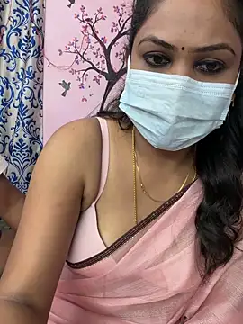 Snapshot of Latha1 chatting on February 25, 2026, 5:24 pm Latha1 online show from February 25, 2026, 5:24 pm