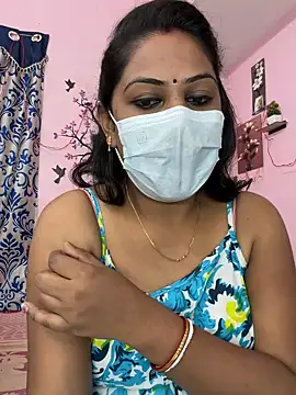 Snapshot of Latha1 chatting on December 21, 2025, 4:41 pm Latha1 online show from December 21, 2025, 4:41 pm