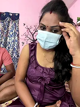 Snapshot of Latha1 chatting on January 7, 2026, 5:18 pm Latha1 online show from January 7, 2026, 5:18 pm