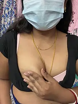 Snapshot of Latha1 chatting on March 1, 2026, 5:35 pm Latha1 online show from March 1, 2026, 5:35 pm