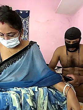 Snapshot of Latha1 chatting on October 9, 2025, 6:19 pm Latha1 online show from October 9, 2025, 6:19 pm