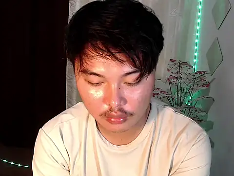 Snapshot of Lustfulljohnx chatting on July 9, 2026, 12:59 pm Lustfulljohnx online show from July 9, 2026, 12:59 pm