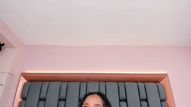 Snapshot of LisaMendez chatting on November 14, 2025, 3:54 am LisaMendez online show from November 14, 2025, 3:54 am