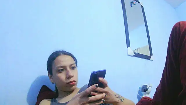 Snapshot of Tania_Gate chatting on September 15, 2025, 3:29 am Tania Gate online show from September 15, 2025, 3:29 am