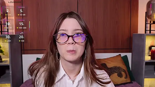 Snapshot of Alison_kisss chatting on May 31, 2026, 6:09 pm Alison kisss online show from May 31, 2026, 6:09 pm