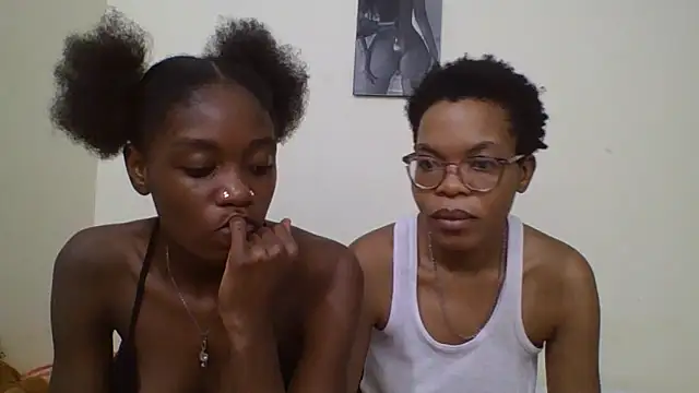 Sexy Dymme online show from February 28, 2026, 7:24 pm