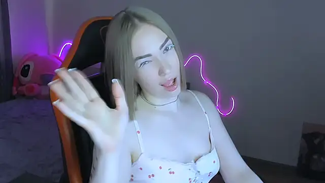 LaraKrein lk online show from March 14, 2026, 12:11 pm