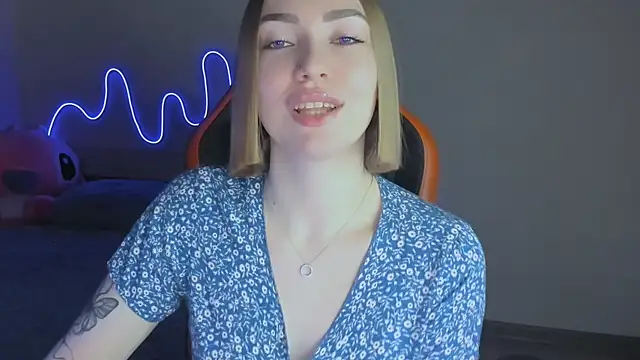 Snapshot of LaraKrein_lk chatting on November 29, 2025, 2:50 pm LaraKrein lk online show from November 29, 2025, 2:50 pm