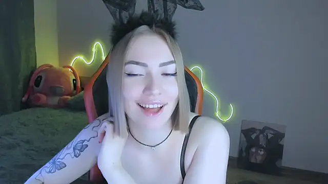 LaraKrein lk online show from January 5, 2026, 9:18 pm