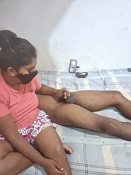 Snapshot of Amaayaa chatting on February 6, 2026, 11:23 pm Amaayaa online show from February 6, 2026, 11:23 pm