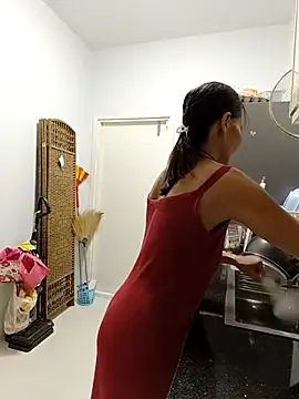 Snapshot of Mama_Eva_1 chatting on December 21, 2025, 1:24 pm Mama Eva 1 online show from December 21, 2025, 1:24 pm