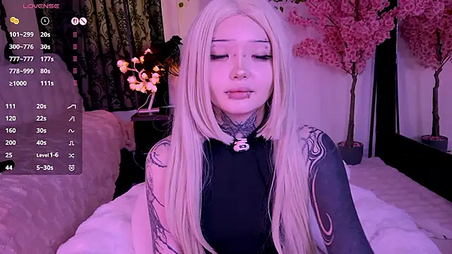 Snapshot of Lein_Bone chatting on January 19, 2026, 2:37 am Lein Bone online show from January 19, 2026, 2:37 am