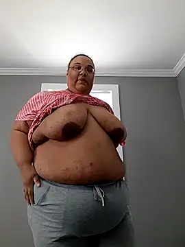 SexyBBW10790 online show from February 3, 2026, 3:28 pm