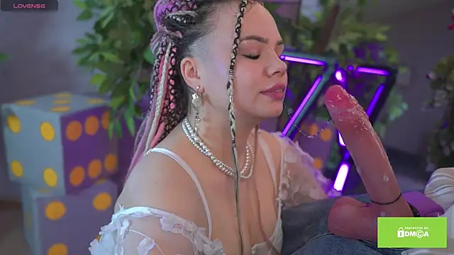 Snapshot of bllowwoww chatting on January 11, 2026, 8:32 am bllowwoww online show from January 11, 2026, 8:32 am