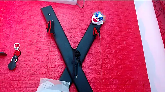 bdsmforever18 online show from April 7, 2026, 1:07 am