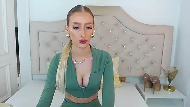 NatalieSensual online show from March 4, 2026, 9:06 am