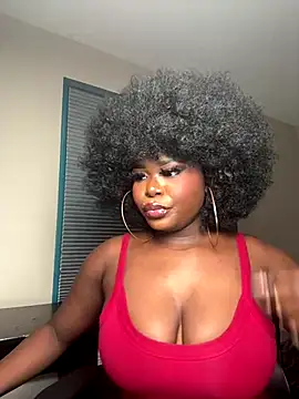 Snapshot of WomanNextdoor1 chatting on November 16, 2025, 2:05 am WomanNextdoor1 online show from November 16, 2025, 2:05 am