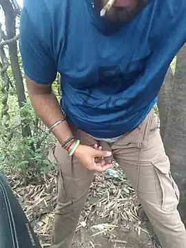 Snapshot of Aeroxx chatting on April 10, 2026, 5:14 am Aeroxx online show from April 10, 2026, 5:14 am