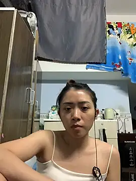 Minee1202 online show from May 23, 2026, 4:55 am