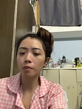 Minee1202 online show from July 27, 2026, 2:29 am