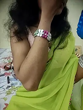 Snapshot of Snaya-baby chatting on November 13, 2025, 11:36 am Snaya-baby online show from November 13, 2025, 11:36 am