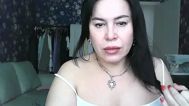 Monica-Mia online show from February 5, 2026, 8:10 am