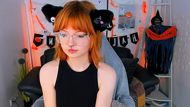 sweet mika18 online show from October 17, 2025, 7:37 pm