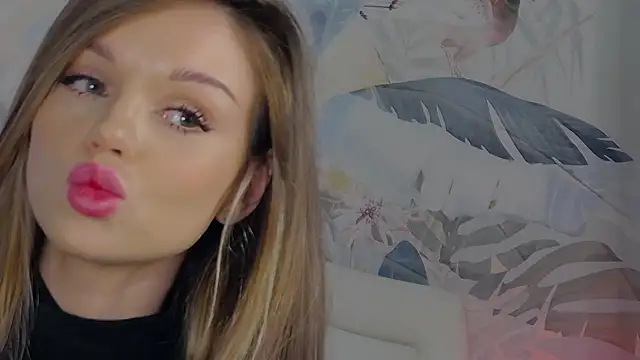 Snapshot of MarilynNova chatting on November 12, 2025, 4:27 am MarilynNova online show from November 12, 2025, 4:27 am