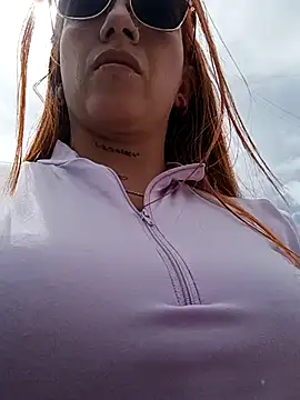 Snapshot of Alis_xxx chatting on September 10, 2025, 6:40 pm Alis xxx online show from September 10, 2025, 6:40 pm