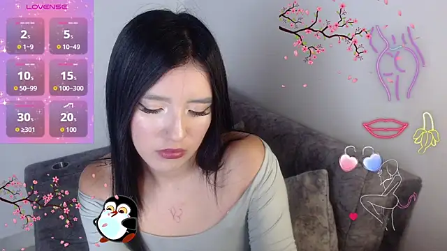 Snapshot of Velvet_28 chatting on September 19, 2025, 8:13 pm Velvet 28 online show from September 19, 2025, 8:13 pm