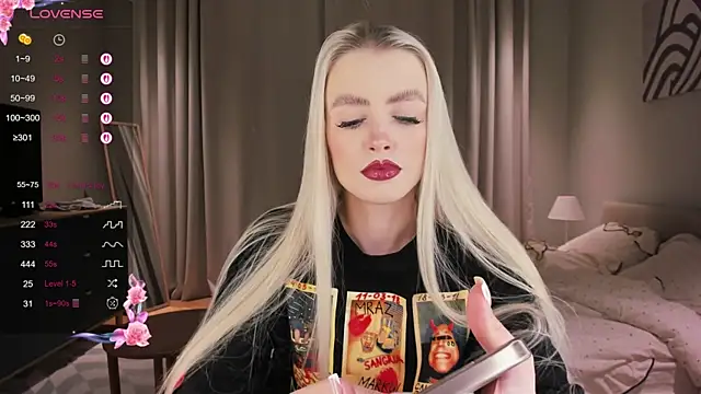 Snapshot of sashaloveyou chatting on November 16, 2025, 10:24 pm sashaloveyou online show from November 16, 2025, 10:24 pm