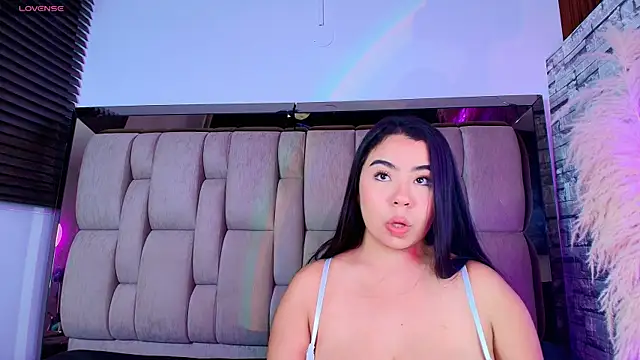 Snapshot of Samy_Grey01 chatting on May 2, 2026, 3:12 am Samy Grey01 online show from May 2, 2026, 3:12 am