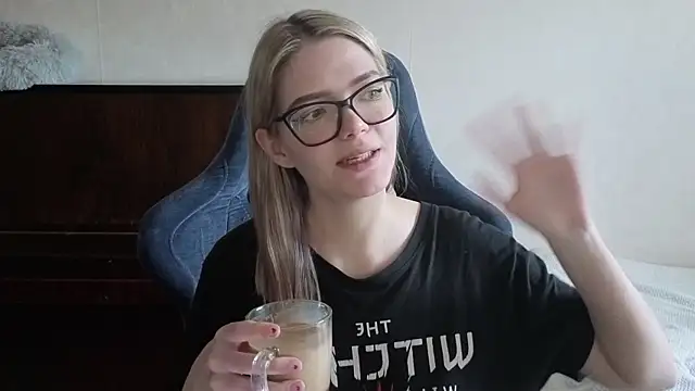 KatanaSVibe online show from April 2, 2026, 12:45 pm