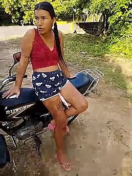 Snapshot of jeltsin3-25 chatting on November 13, 2025, 9:08 pm jeltsin3-25 online show from November 13, 2025, 9:08 pm