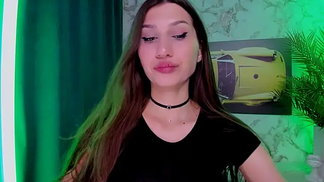 Mollyinyourmind online show from May 13, 2026, 2:18 am