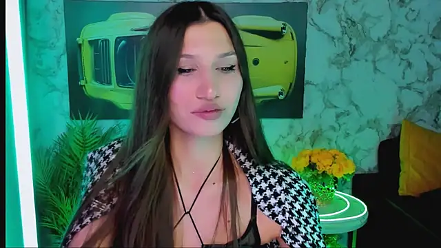 Mollyinyourmind online show from April 13, 2026, 10:03 pm