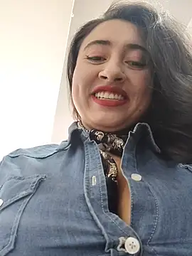 Snapshot of AMATISTA__16 chatting on November 26, 2025, 12:16 pm AMATISTA 16 online show from November 26, 2025, 12:16 pm