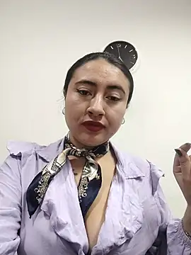 Snapshot of AMATISTA__16 chatting on October 24, 2025, 12:26 pm AMATISTA 16 online show from October 24, 2025, 12:26 pm