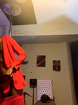 Snapshot of Triggerhappycj100 chatting on November 19, 2025, 10:59 am Triggerhappycj100 online show from November 19, 2025, 10:59 am