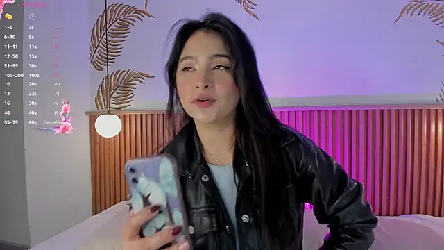 Valleriie  online show from February 21, 2026, 4:09 pm