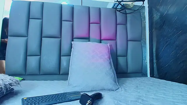 Roxana gomez online show from January 10, 2026, 3:13 am