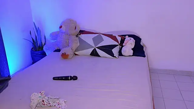 nudesketch1 online show from September 25, 2025, 5:19 pm