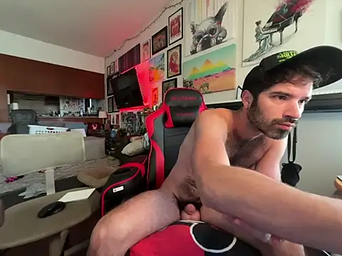 Pupscritch online show from April 17, 2026, 1:58 pm