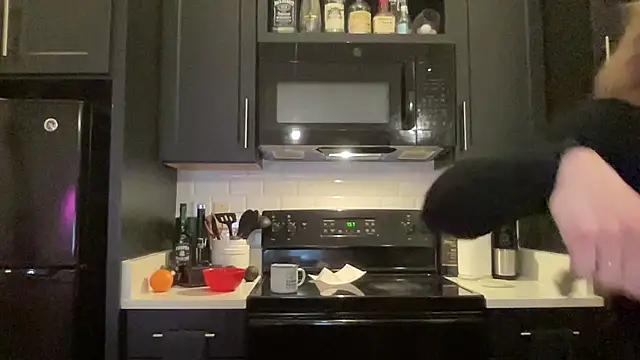 sweetceeme online show from March 23, 2026, 11:59 pm