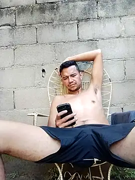 Snapshot of _andytop chatting on November 9, 2025, 11:58 am andytop online show from November 9, 2025, 11:58 am